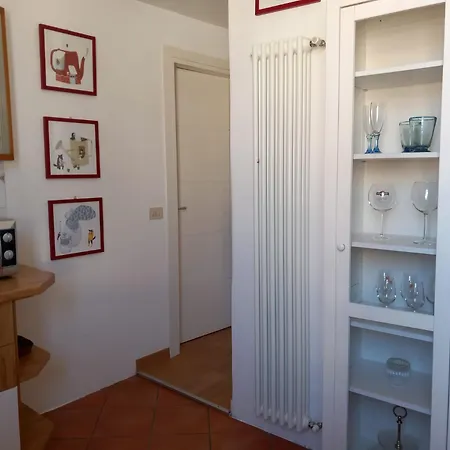 San Benedetto Apartment *